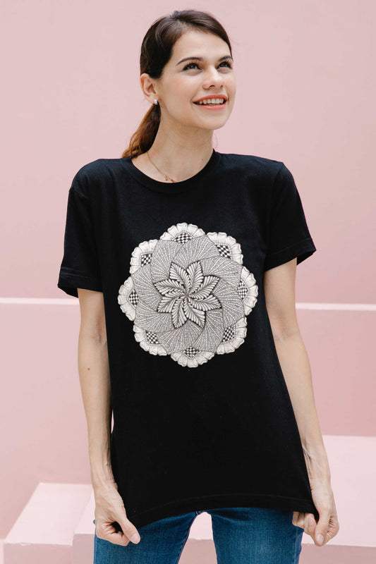 Embroidered Geometric Artwork Half sleeve Black T-shirt Women's